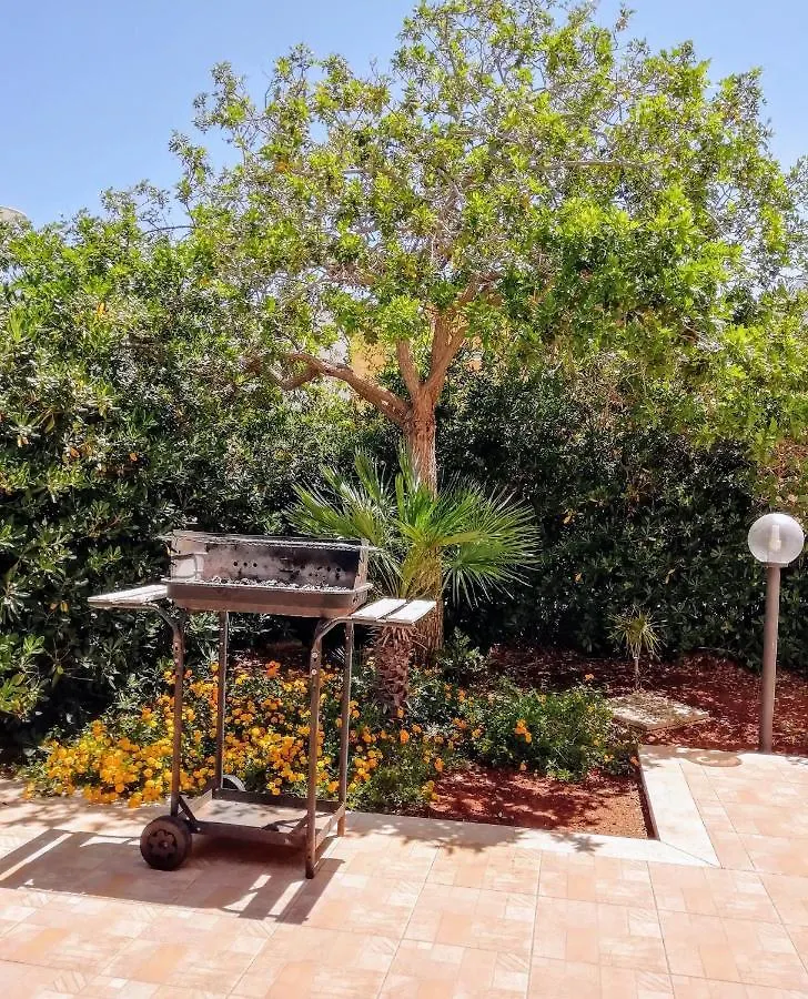 Appartamento Con Giardino - Wifi 산비토로카포